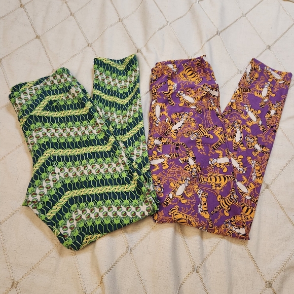 LuLaRoe Pants - LuLaRoe Disney Leggings Lot OS – Tigger Purple &‎ Kermit Green – One Size GUC